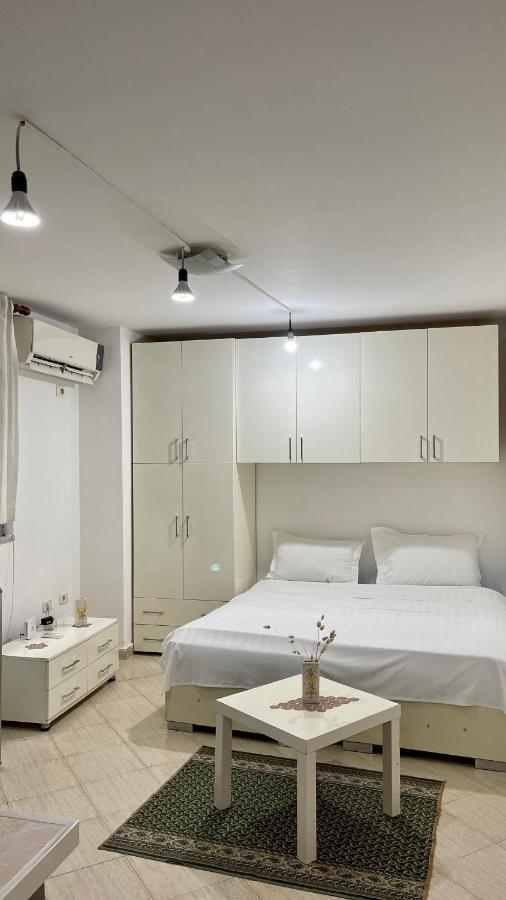 Brilant Studio Apartment City Center Τίρανα Εξωτερικό φωτογραφία
